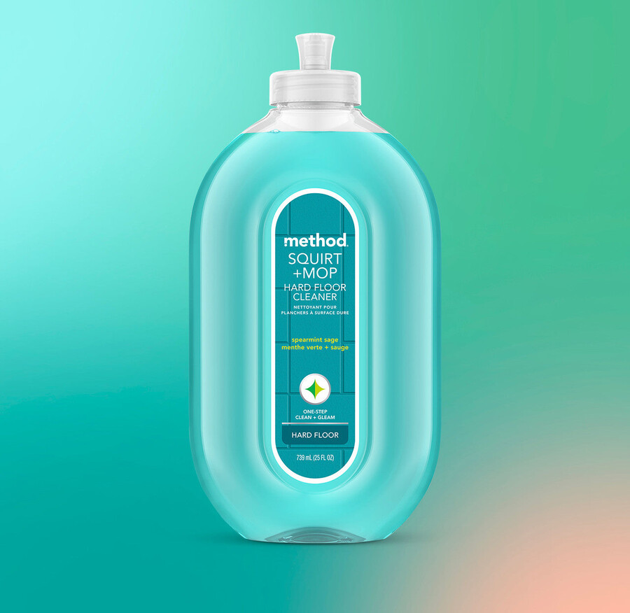 detergente per pavimenti duri a spruzzo e mocio